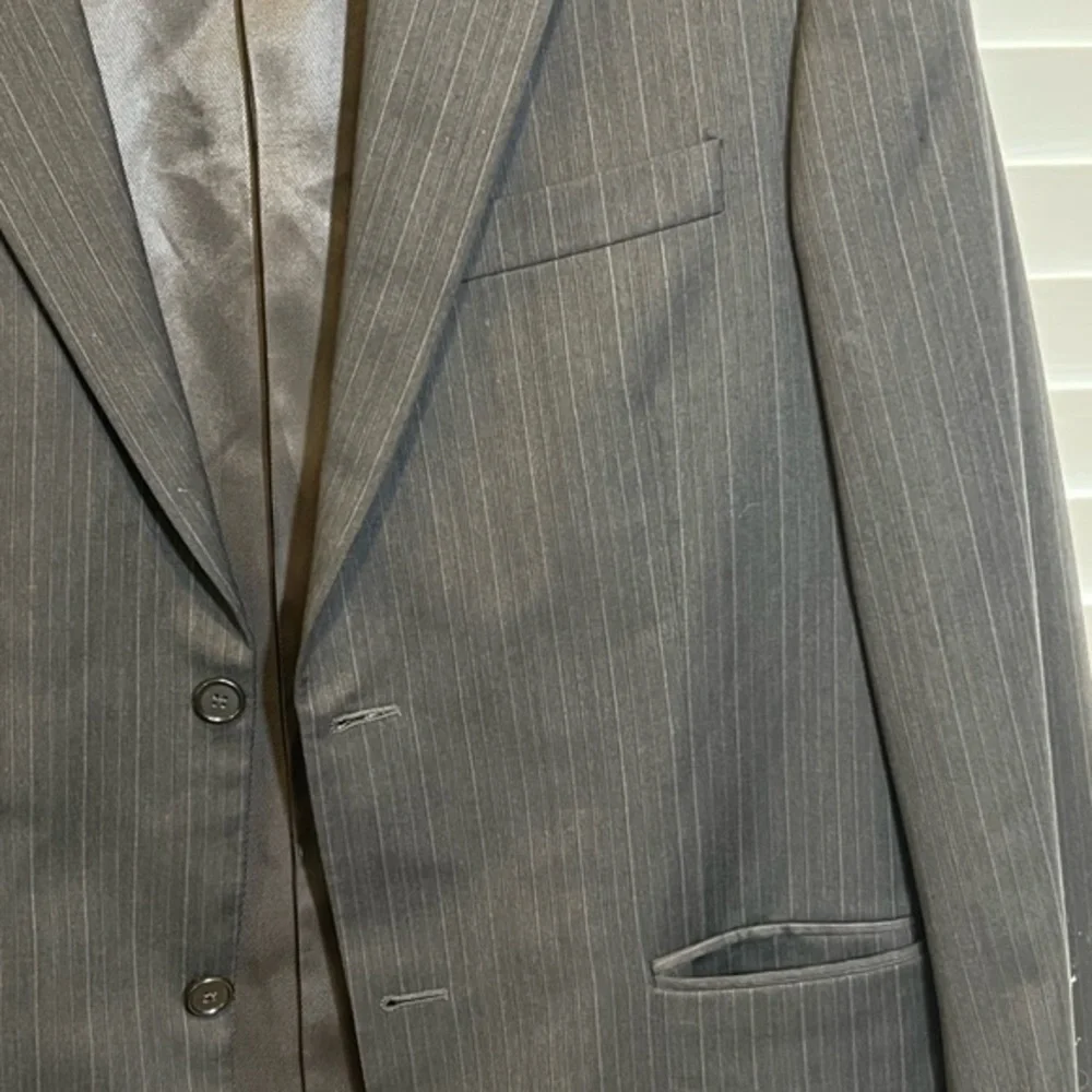 Burberry London Mens Grey Pinstripe Worsted Wool 2 Button Blazer Jacket 40R